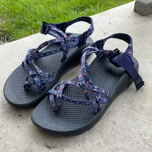 Chaco Women’s Sandal with Toe Loop